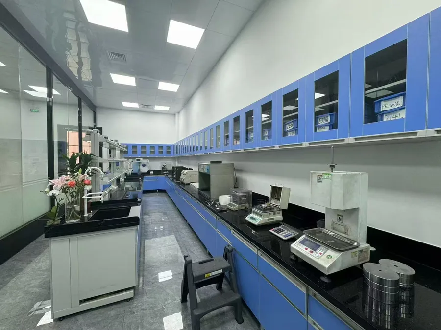 QC laboratory for masterbatch testing